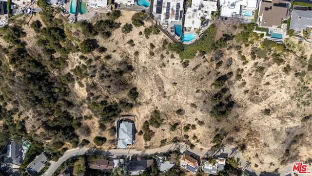 $179,900 | 3573 Camino De La Cumbre, Sherman Oaks, CA 91423