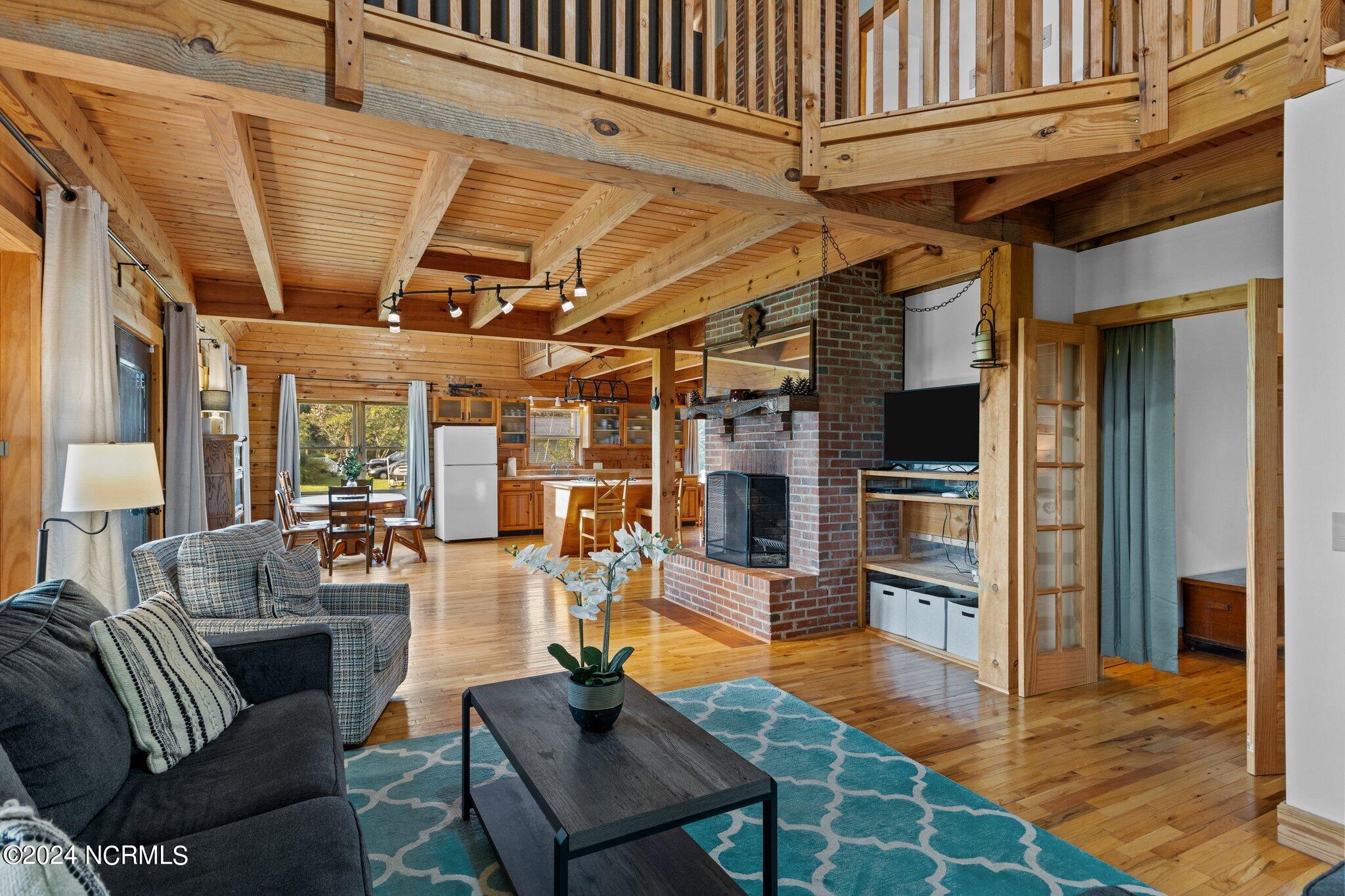 233 Point Road Newport, NC 28570 - Photo 16 of 53 19-web-or-mls-1S3A4785
