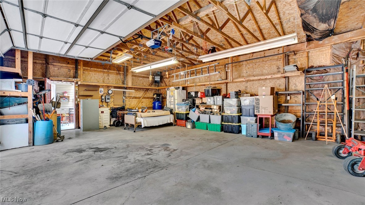 337 Pomerene Road Mansfield, OH 44906 - Photo 25 of 32 Garage with a garage door opener
