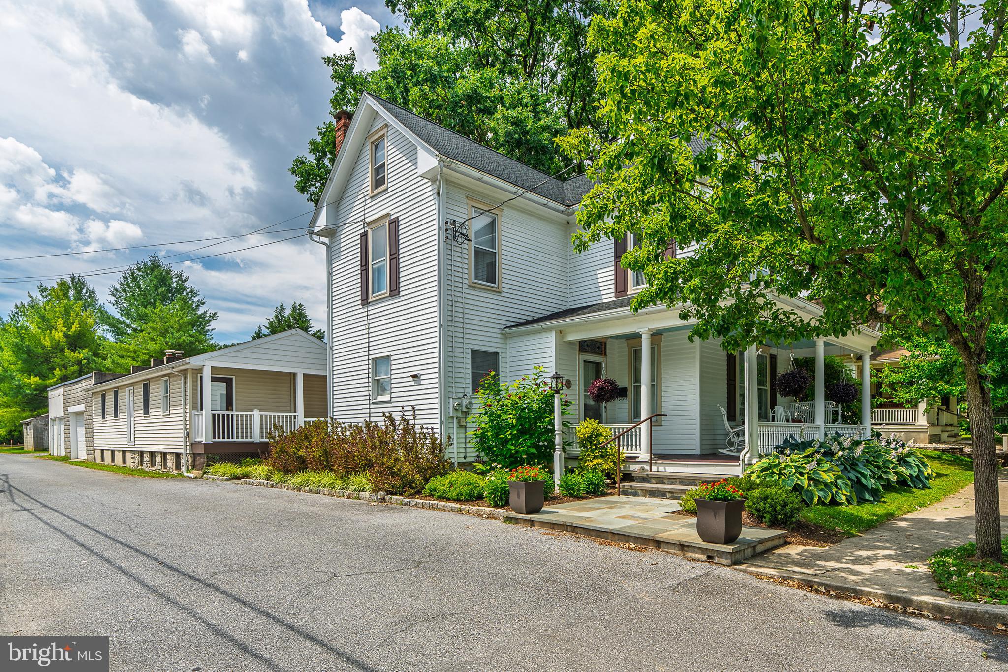 120 West Lemon Street Lititz, PA 17543 - Photo 3 of 3