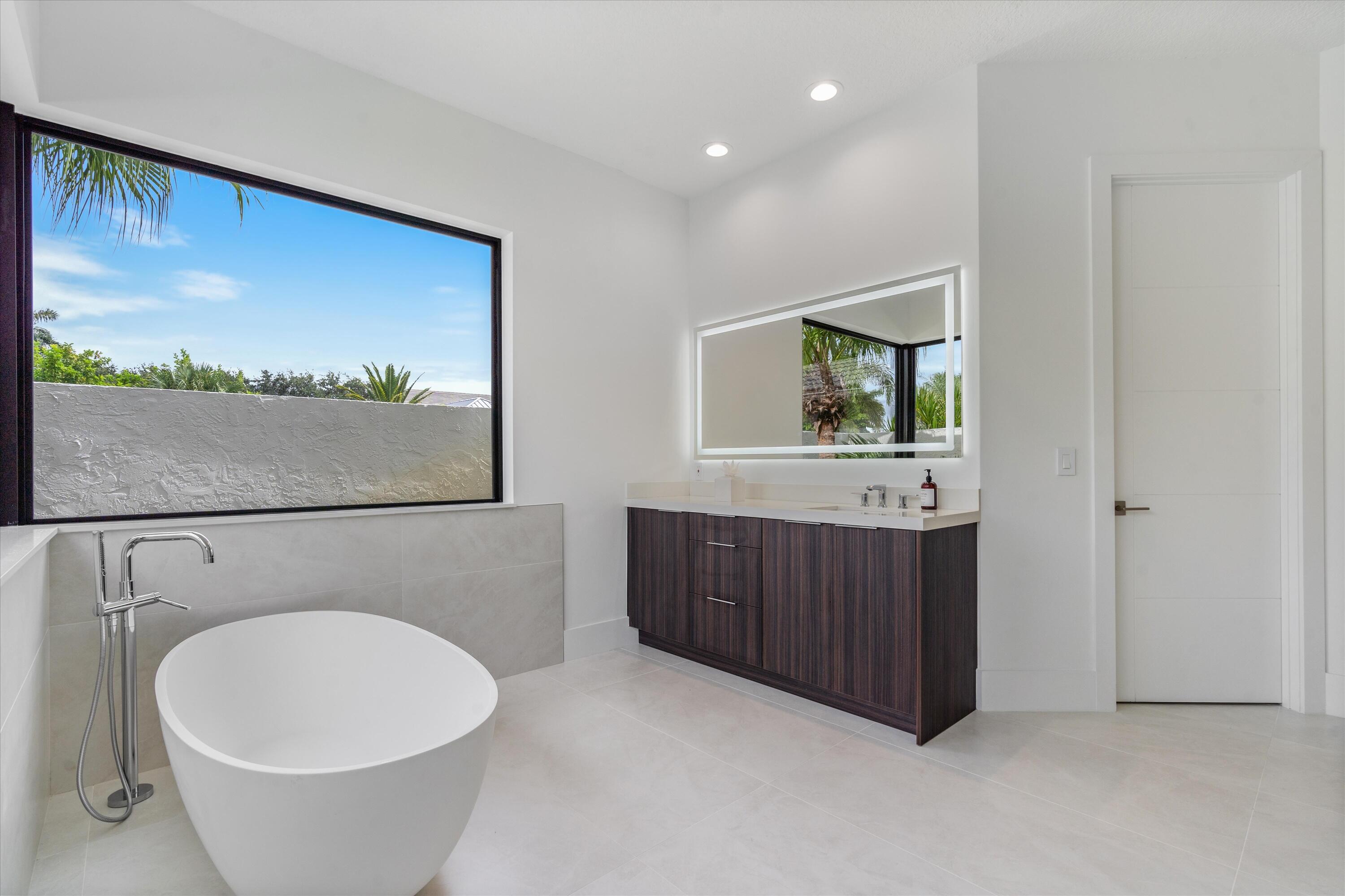 4816 Bocaire Boulevard Boca Raton, FL 33487 - Photo 32 of 60 32-4816 Bocaire Blvd Boca Raton, FL-105