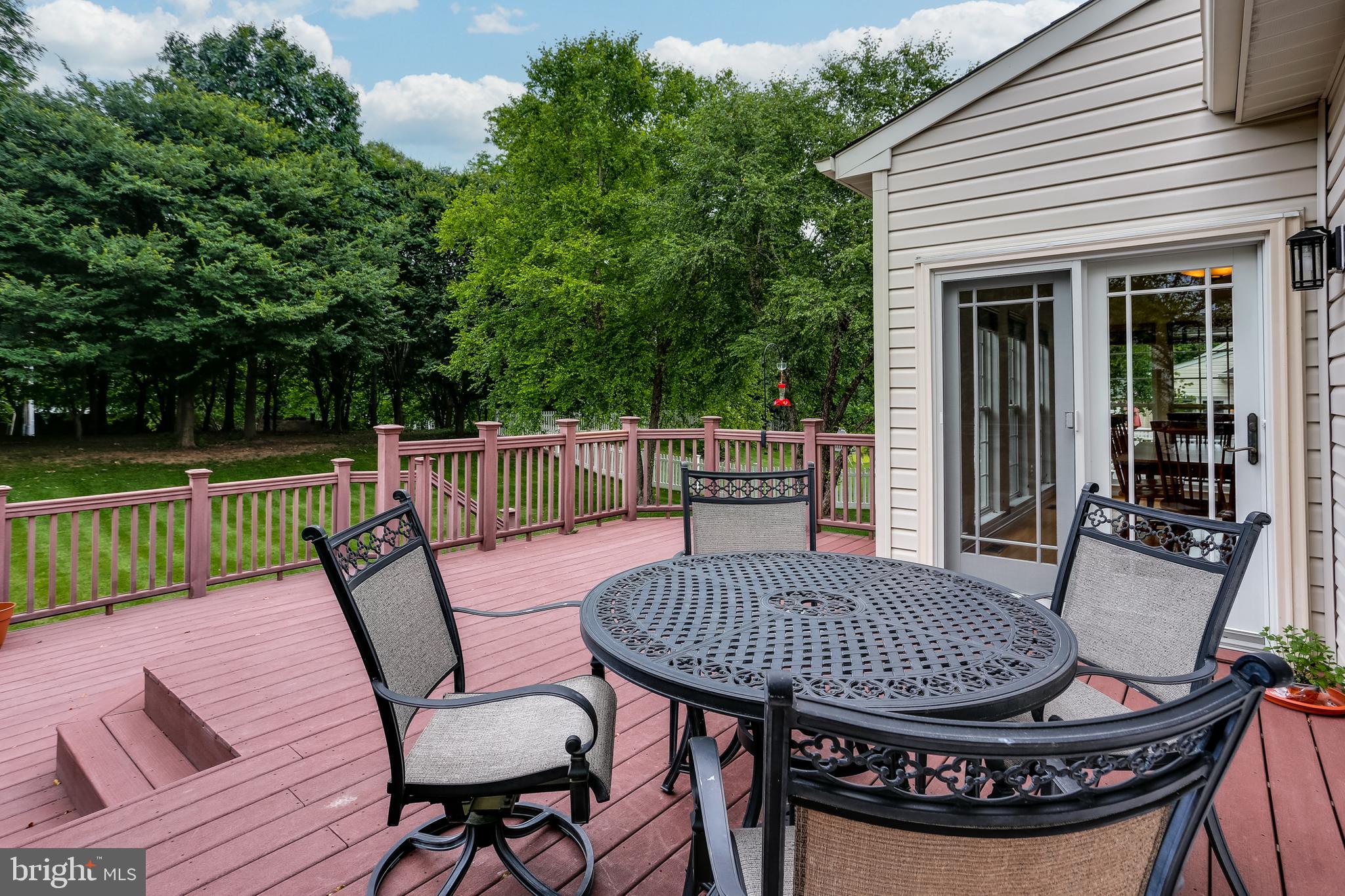 11208 Chaucers Ridge Court Laurel, MD 20723 - Photo 28 of 32 Two tiered composite back deck