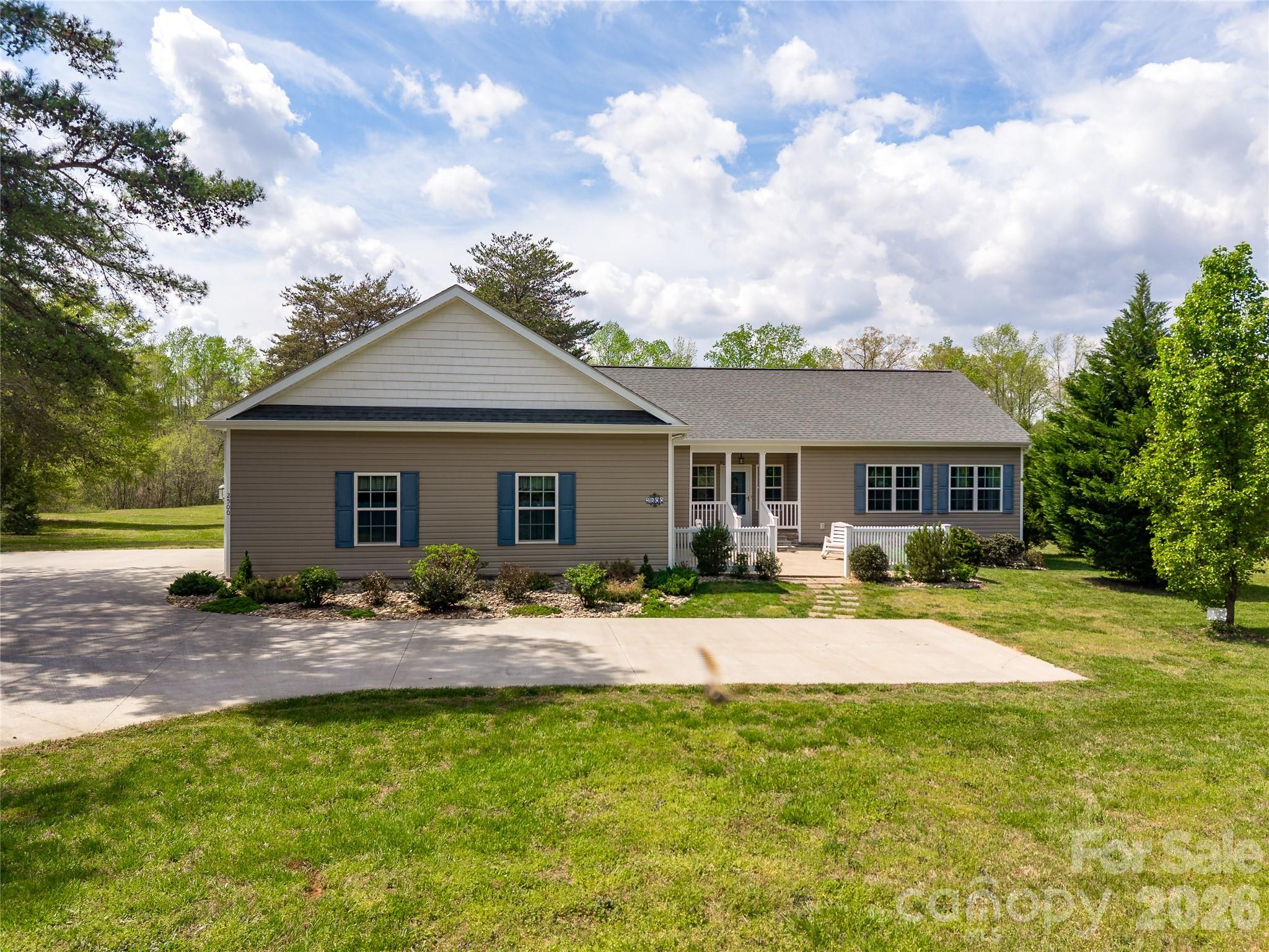2500 South Blackstock Road Landrum, SC 29356 - Photo 2 of 48