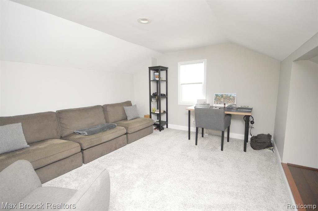 1259 Harvard Road Berkley, MI 48072 - Photo 12 of 20