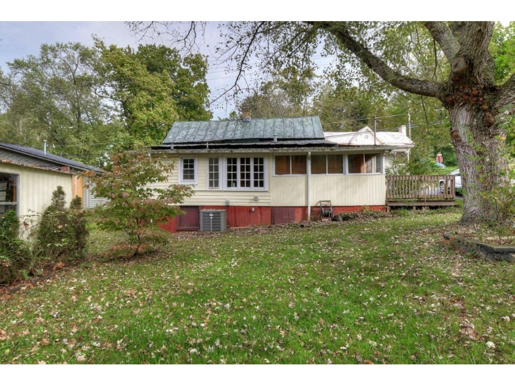 116 Spring Street Jonesborough, TN 37659 - Photo 19 of 24 Photo 19