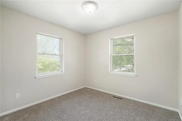 $275,000 | 615 Southeast Westwind Drive, Lee's Summit, MO 64063