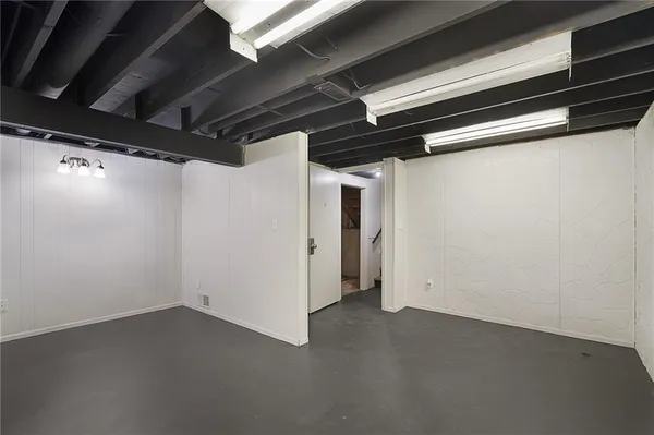 $275,000 | 615 Southeast Westwind Drive, Lee's Summit, MO 64063