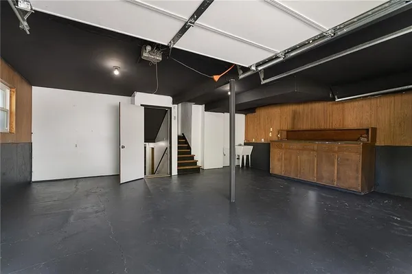 $275,000 | 615 Southeast Westwind Drive, Lee's Summit, MO 64063