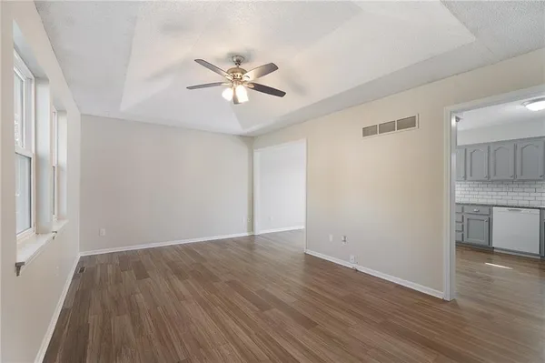 $275,000 | 615 Southeast Westwind Drive, Lee's Summit, MO 64063