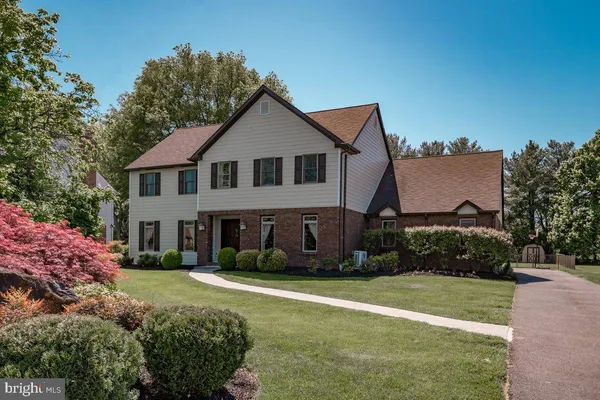 $795,000 | 6 Lombardy Drive, Wilmington, DE 19803