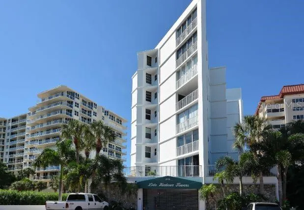 $7,900 | 1770 Benjamin Franklin Drive, Unit 507, Sarasota, FL 34236