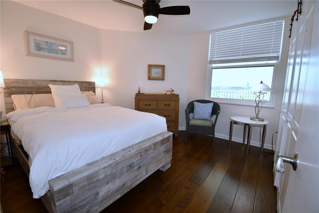 1770 Benjamin Franklin Drive, Unit 507 Sarasota, FL 34236 - Photo 20 of 32