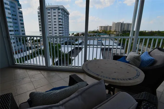 $7,900 | 1770 Benjamin Franklin Drive, Unit 507, Sarasota, FL 34236