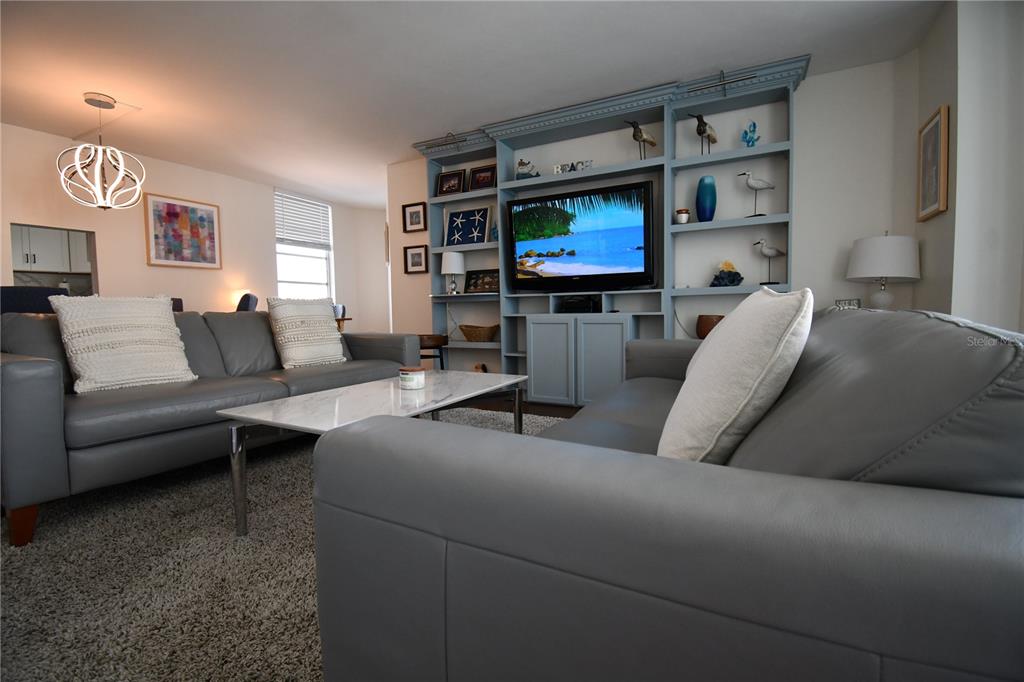 1770 Benjamin Franklin Drive, Unit 507 Sarasota, FL 34236 - Photo 8 of 32