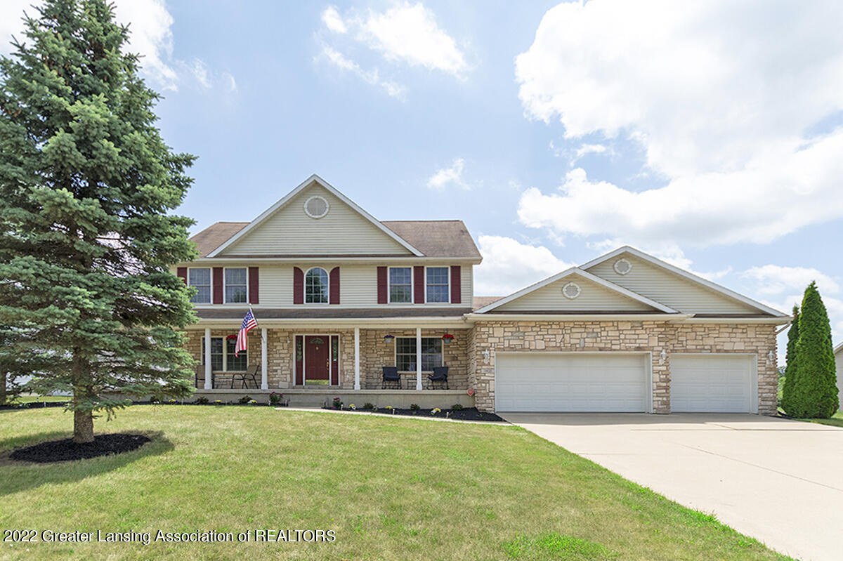 3903 Rudyard Way Lansing, MI 48906 - Photo 2 of 25 Exterior Front