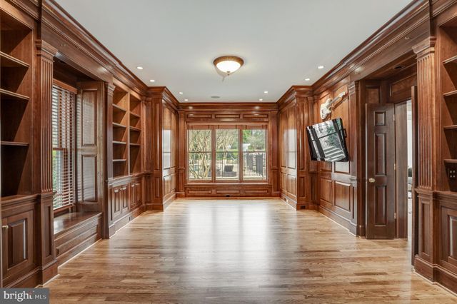 $6,600,000 | 8503 Country Club Drive, Bethesda, MD 20817
