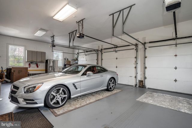 $6,600,000 | 8503 Country Club Drive, Bethesda, MD 20817