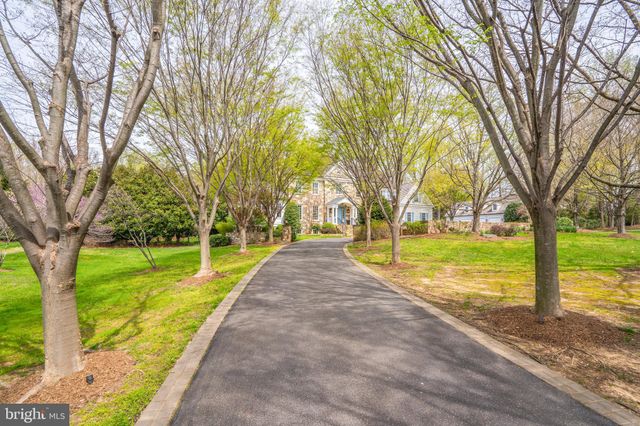 $6,600,000 | 8503 Country Club Drive, Bethesda, MD 20817