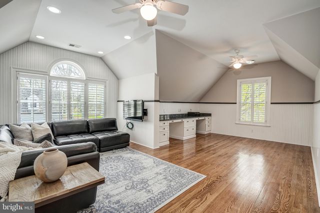 $6,600,000 | 8503 Country Club Drive, Bethesda, MD 20817