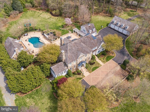 $6,600,000 | 8503 Country Club Drive, Bethesda, MD 20817