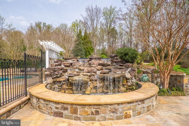 $6,600,000 | 8503 Country Club Drive, Bethesda, MD 20817