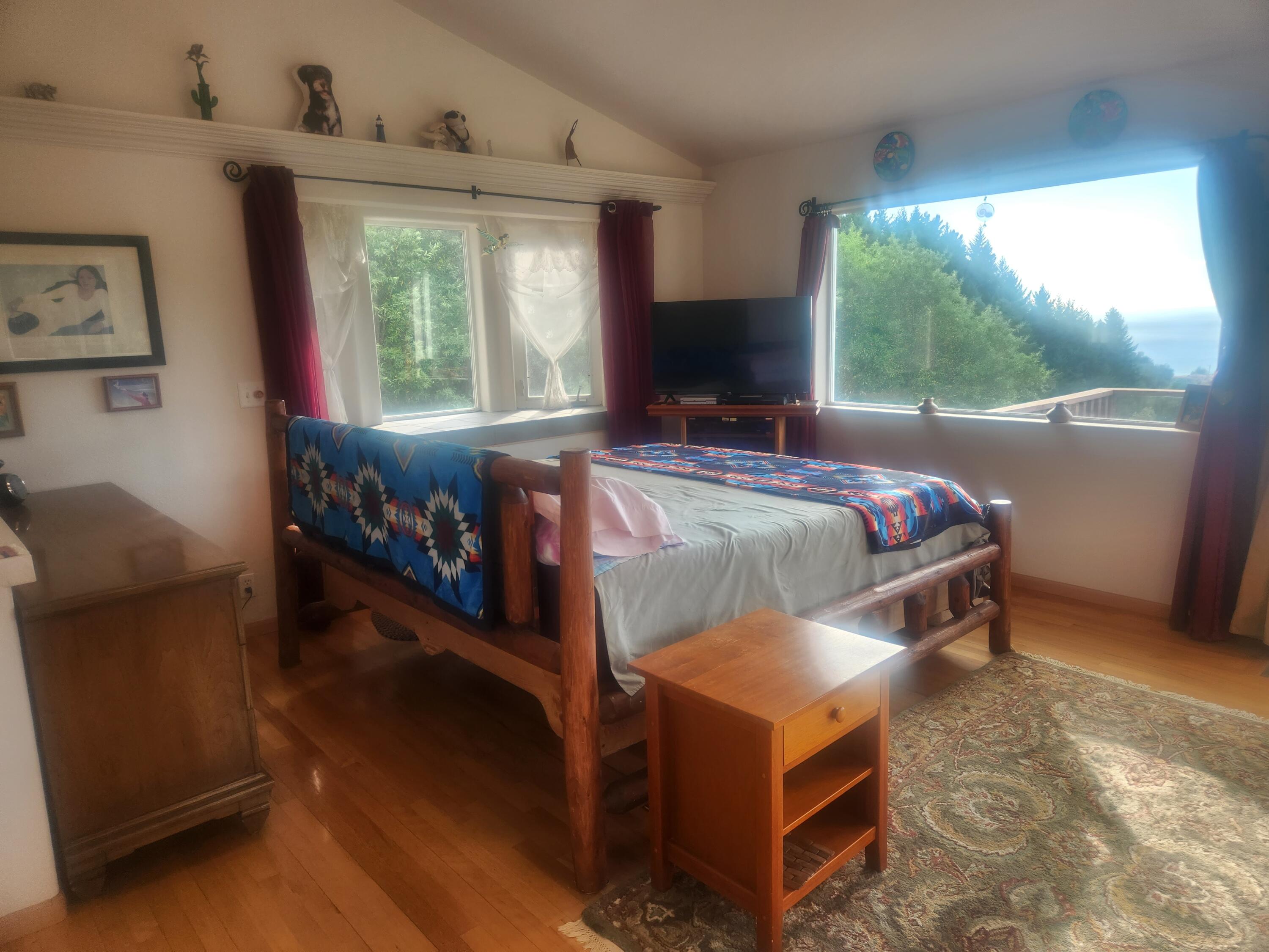 10 Telegraph Creek Road Whitethorn, CA 95589 - Photo 22 of 59