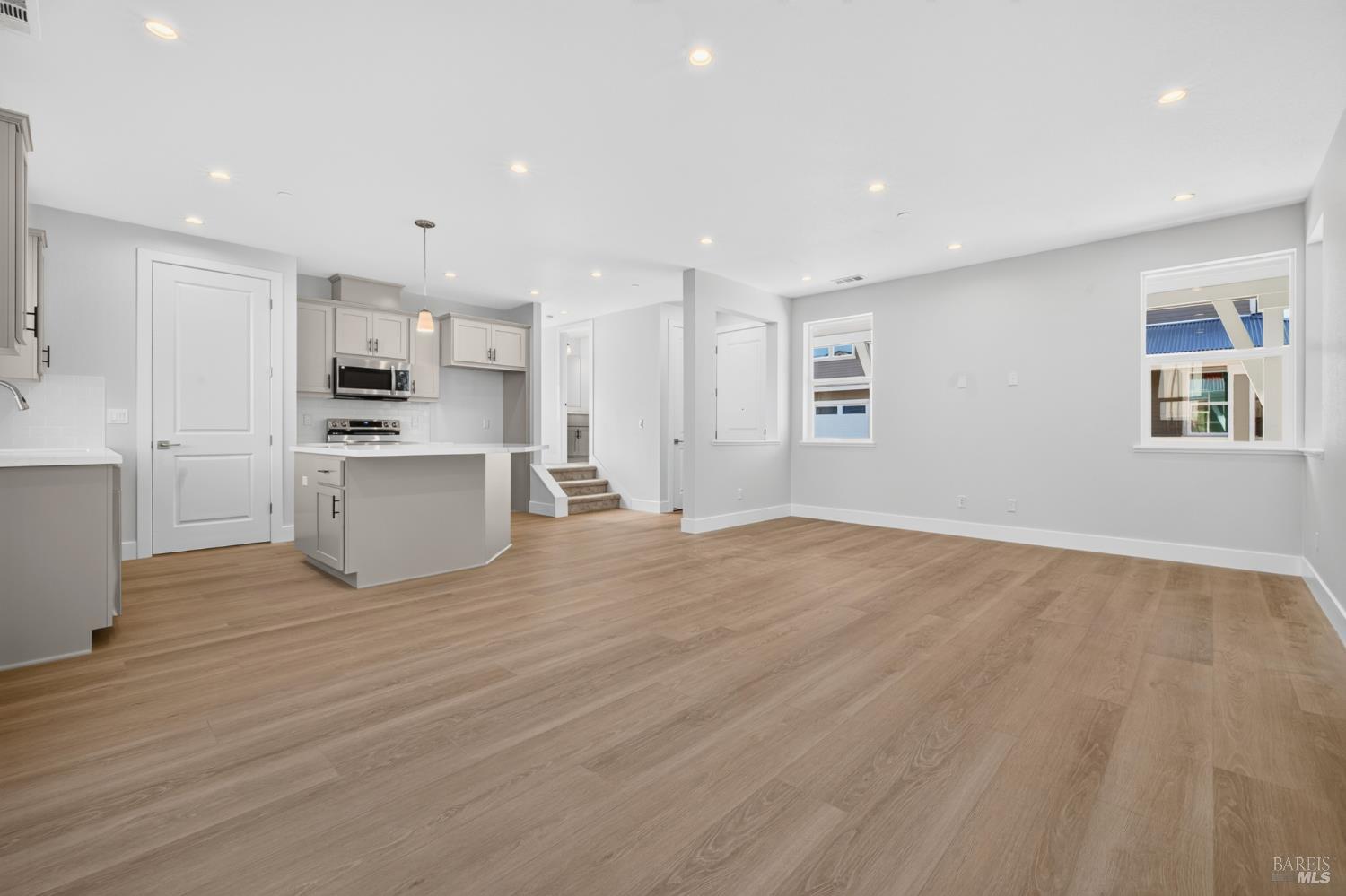2450 Linwood Avenue Santa Rosa, CA 95404 - Photo 28 of 67 Gallery Image 28