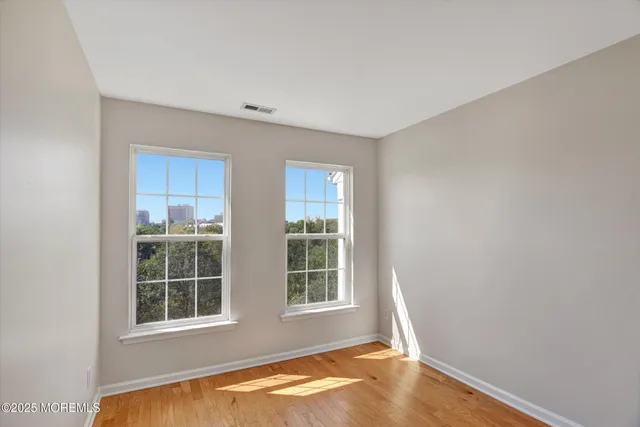 $646,000 | 1002 Leia Lane, Unit 1002, Highland Park, NJ 08904