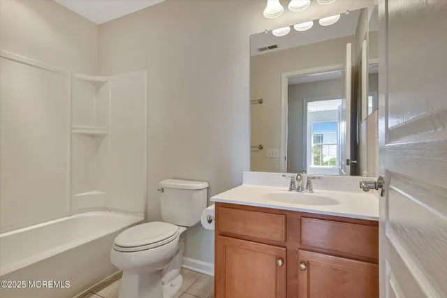 $646,000 | 1002 Leia Lane, Unit 1002, Highland Park, NJ 08904