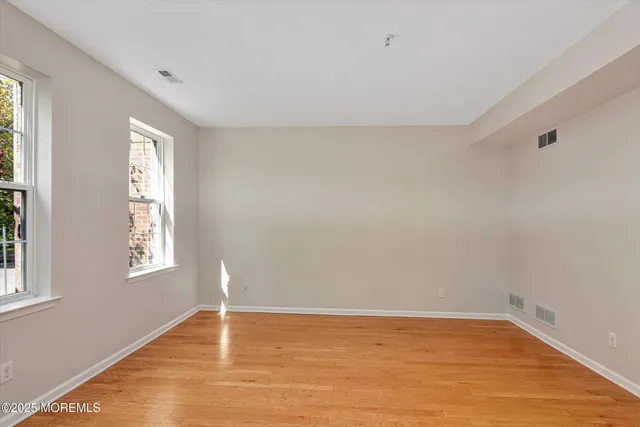 $646,000 | 1002 Leia Lane, Unit 1002, Highland Park, NJ 08904