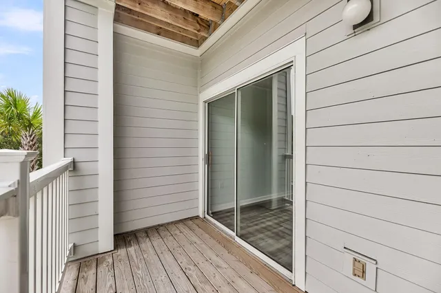 $299,900 | 1300 Park W Boulevard, Unit 406, Mount Pleasant, SC 29466