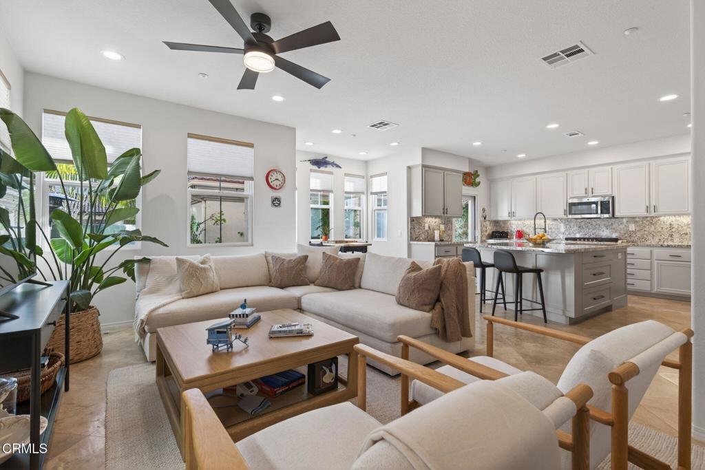 4320 Waterside Lane Oxnard, CA 93035 - Photo 14 of 64