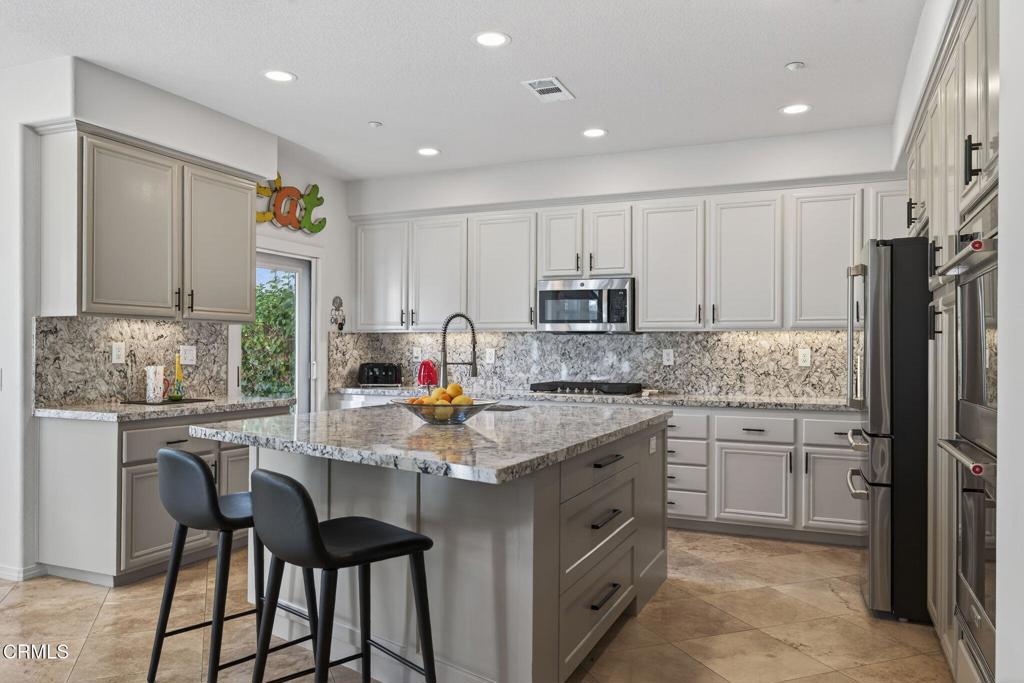 4320 Waterside Lane Oxnard, CA 93035 - Photo 20 of 64