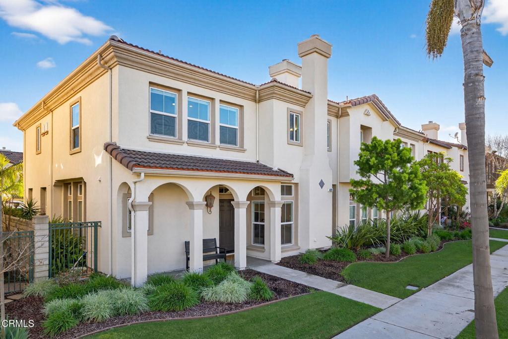 4320 Waterside Lane Oxnard, CA 93035 - Photo 2 of 64