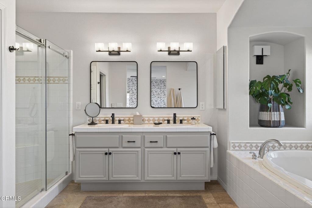 4320 Waterside Lane Oxnard, CA 93035 - Photo 33 of 64