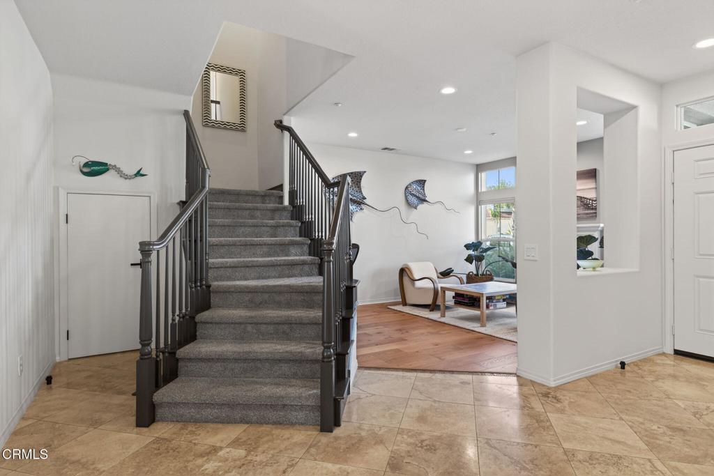 4320 Waterside Lane Oxnard, CA 93035 - Photo 5 of 64