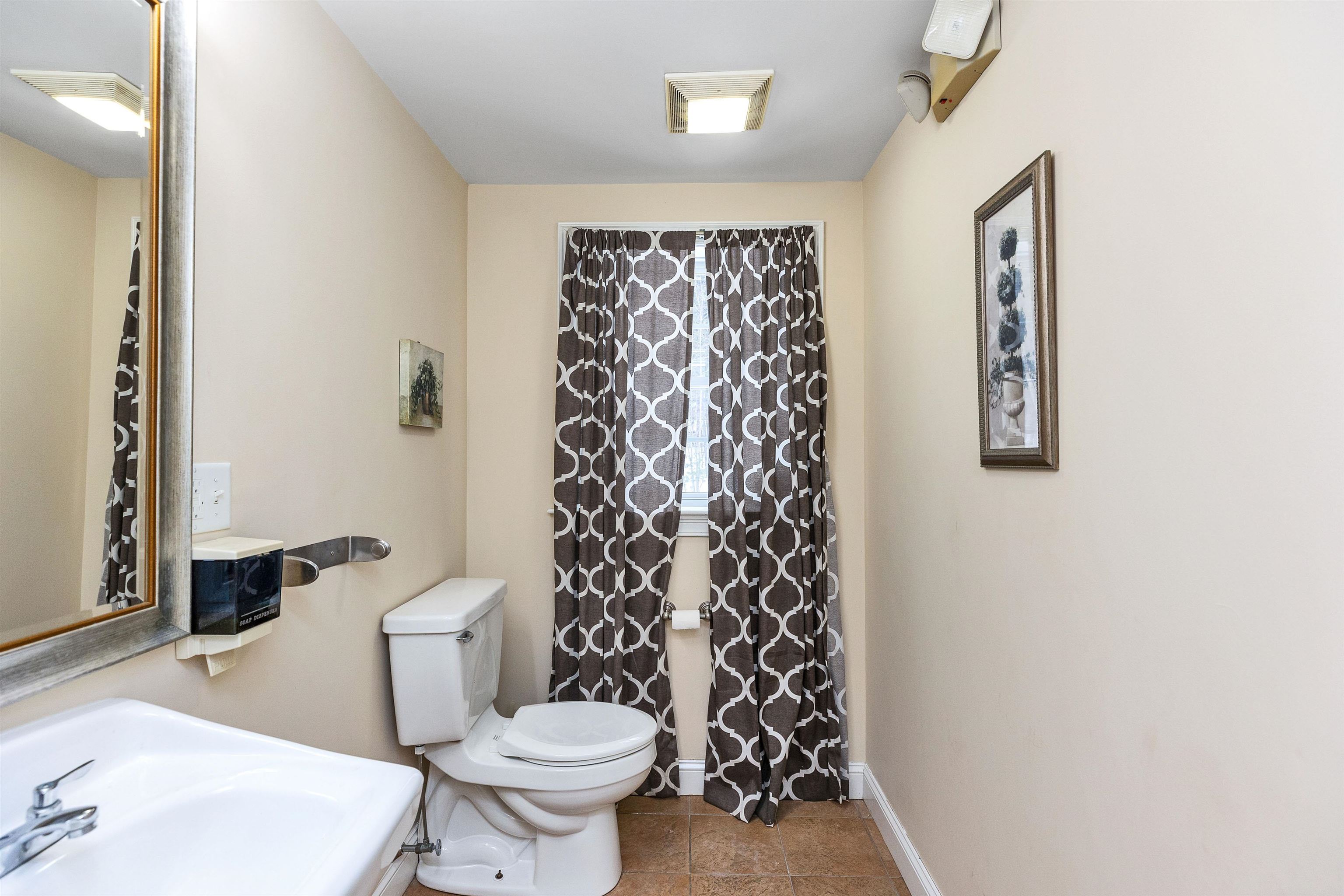 949 Turnpike Road New Ipswich, NH 03071 - Photo 16 of 34