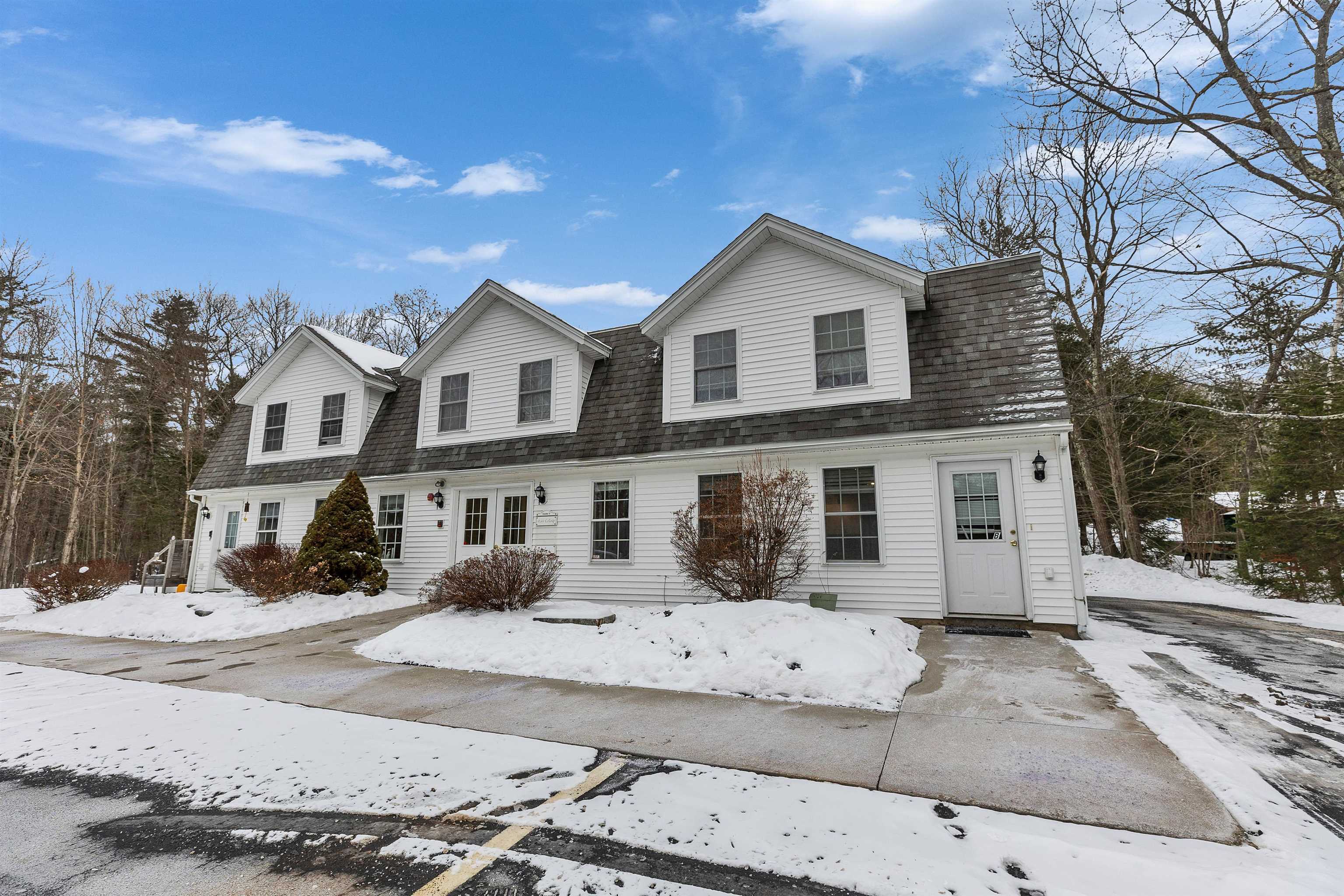 949 Turnpike Road New Ipswich, NH 03071 - Photo 2 of 34