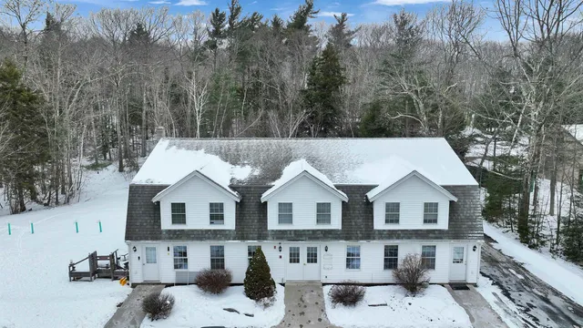 $749,900 | 949 Turnpike Road, New Ipswich, NH 03071
