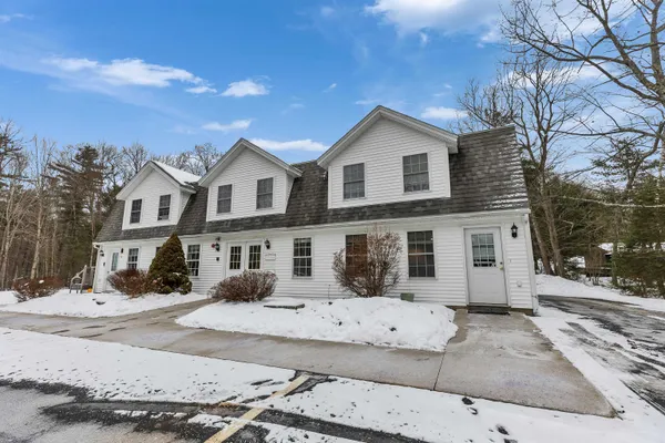 $749,900 | 949 Turnpike Road, New Ipswich, NH 03071