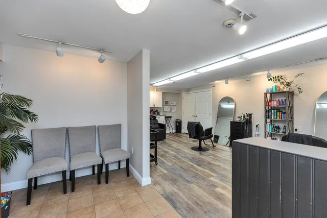 $749,900 | 949 Turnpike Road, New Ipswich, NH 03071