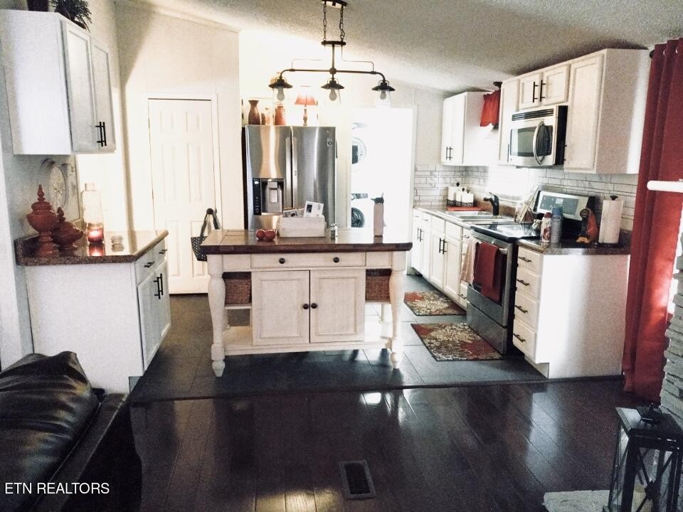 126 2nd Street Corryton, TN 37721 - Photo 10 of 38 Gallery Image 10
