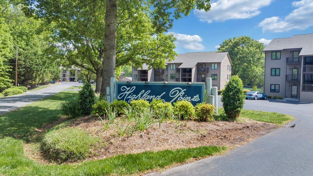 620 Monte Vista Road, Unit 602 Union Hall, VA 24176 - Photo 45 of 48 098-DJI_20260501031606_0403_D