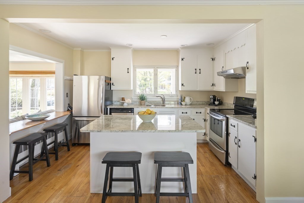 8 Sunset Road Winchester, MA 01890 - Photo 17 of 42