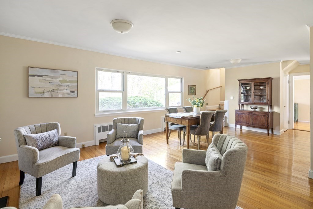 8 Sunset Road Winchester, MA 01890 - Photo 4 of 42