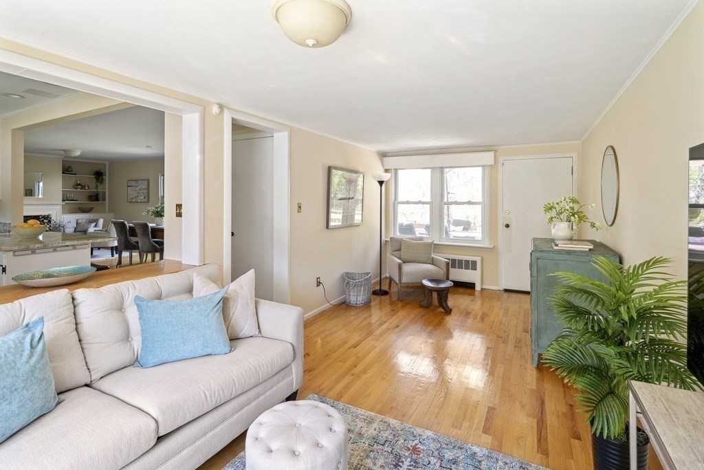 8 Sunset Road Winchester, MA 01890 - Photo 10 of 42