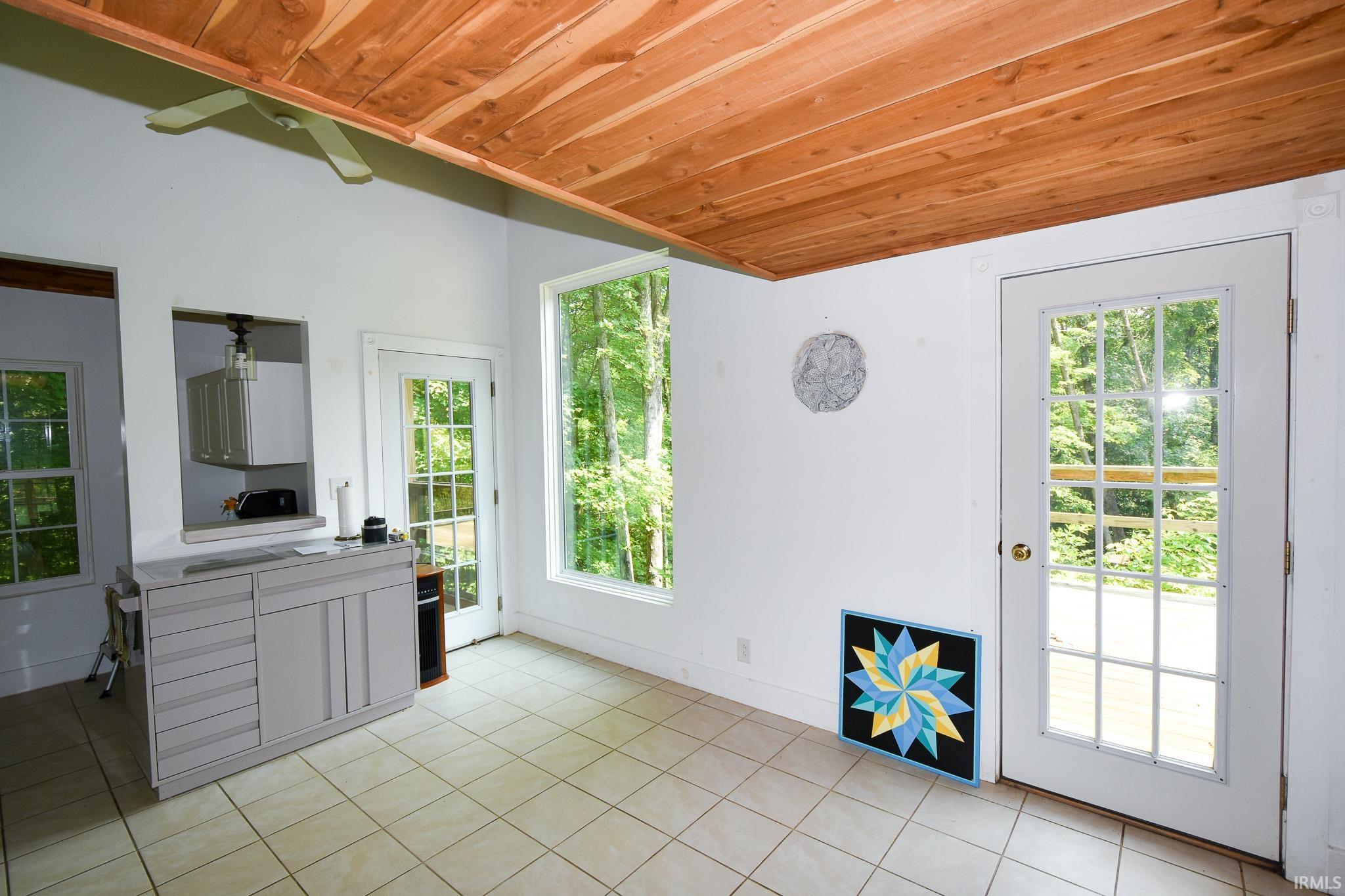 3452 Ore Branch Road Bloomfield, IN 47424 - Photo 9 of 32