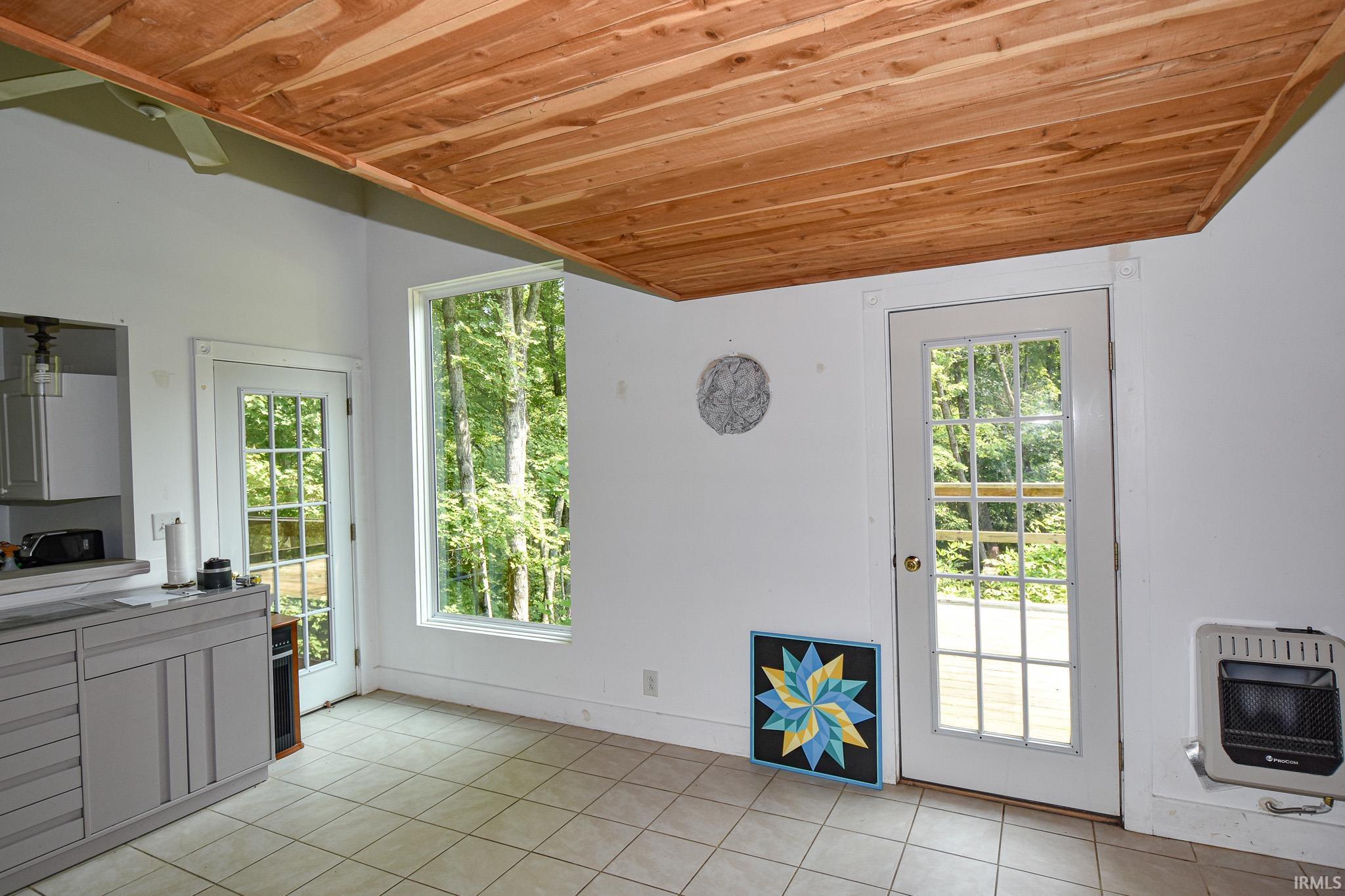 3452 Ore Branch Road Bloomfield, IN 47424 - Photo 10 of 32