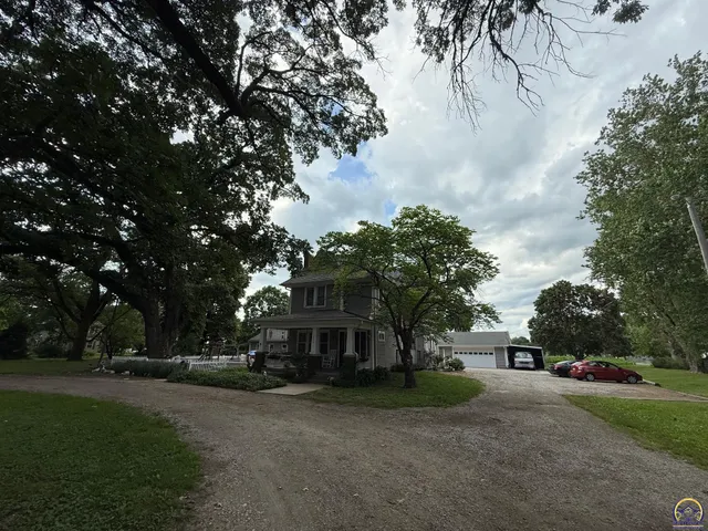 $275,000 | 1606 Northwest Lower Silver Lake Road, Topeka, KS 66608