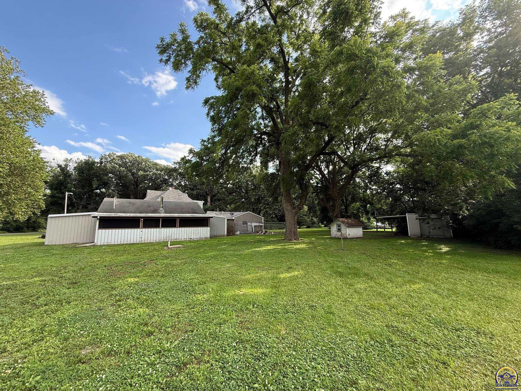 1606 Northwest Lower Silver Lake Road Topeka, KS 66608 - Photo 34 of 35